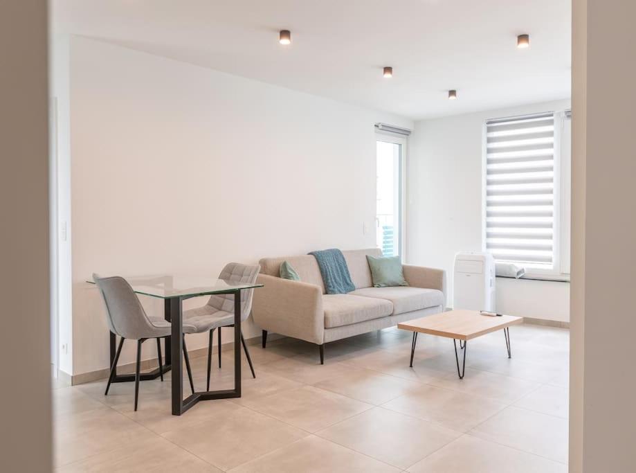 Superbe Appartement Avec Parking มัลเมอดี ภายนอก รูปภาพ