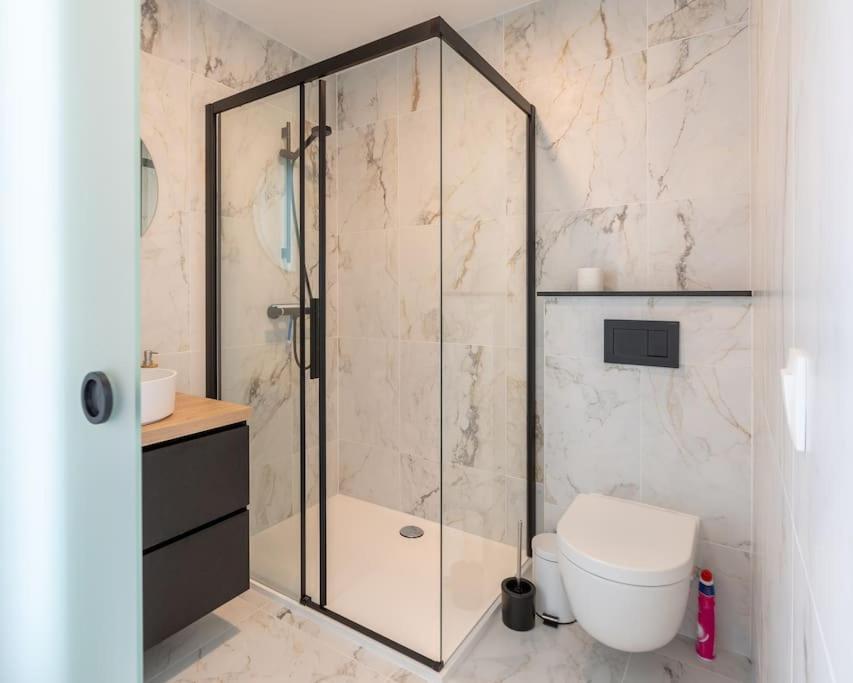 Superbe Appartement Avec Parking มัลเมอดี ภายนอก รูปภาพ